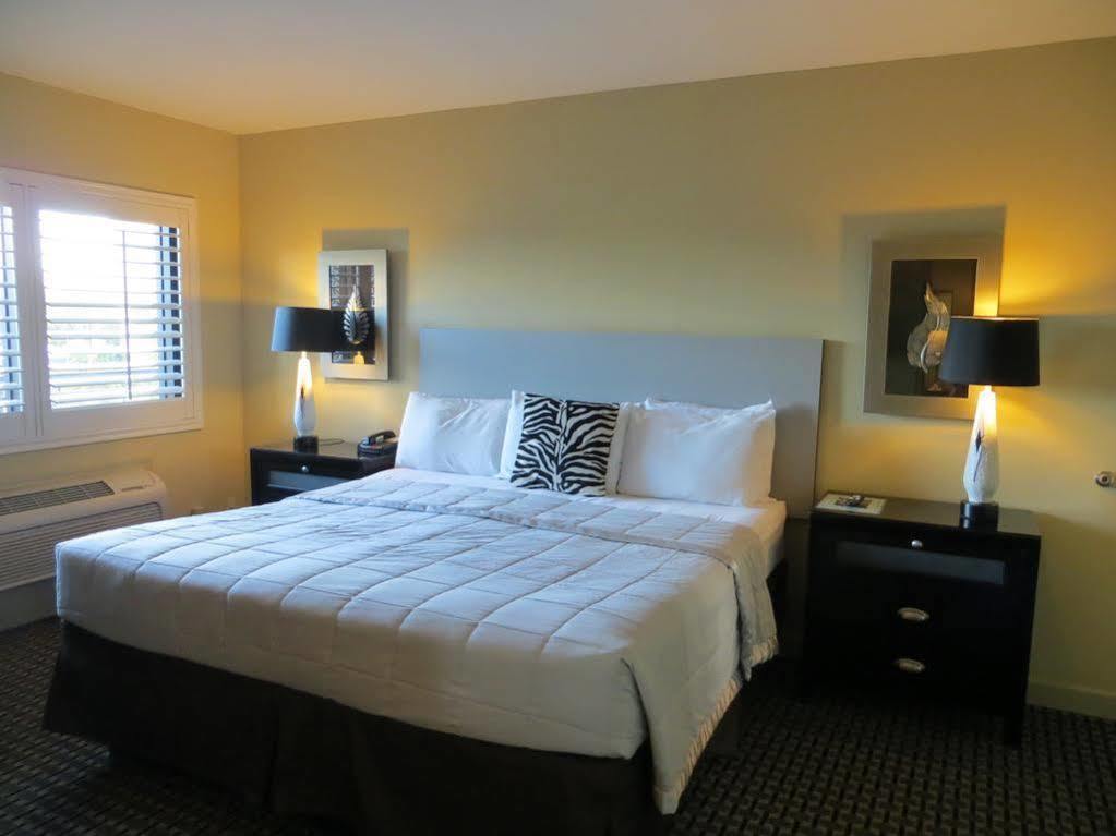 Sole Inn And Suites Pensacola Exteriör bild